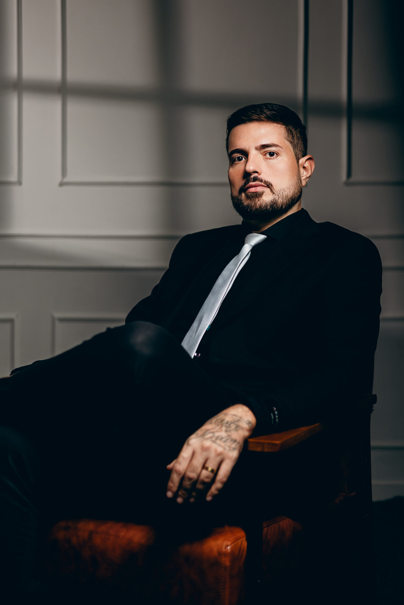 Dr. Lucas Fernando — Menezes & Silva Advogados